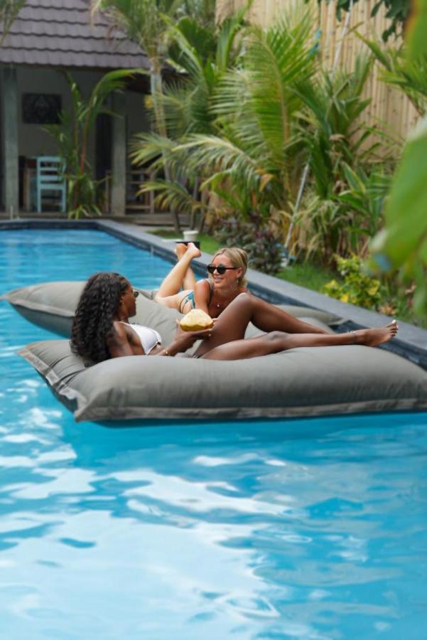 Copacabana Gili Air Hotell Mataram Exteriör bild